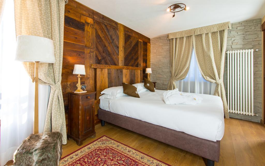 Hotel Edelweiss 3 Stelle Superior Breuil-Cervinia Exteriör bild